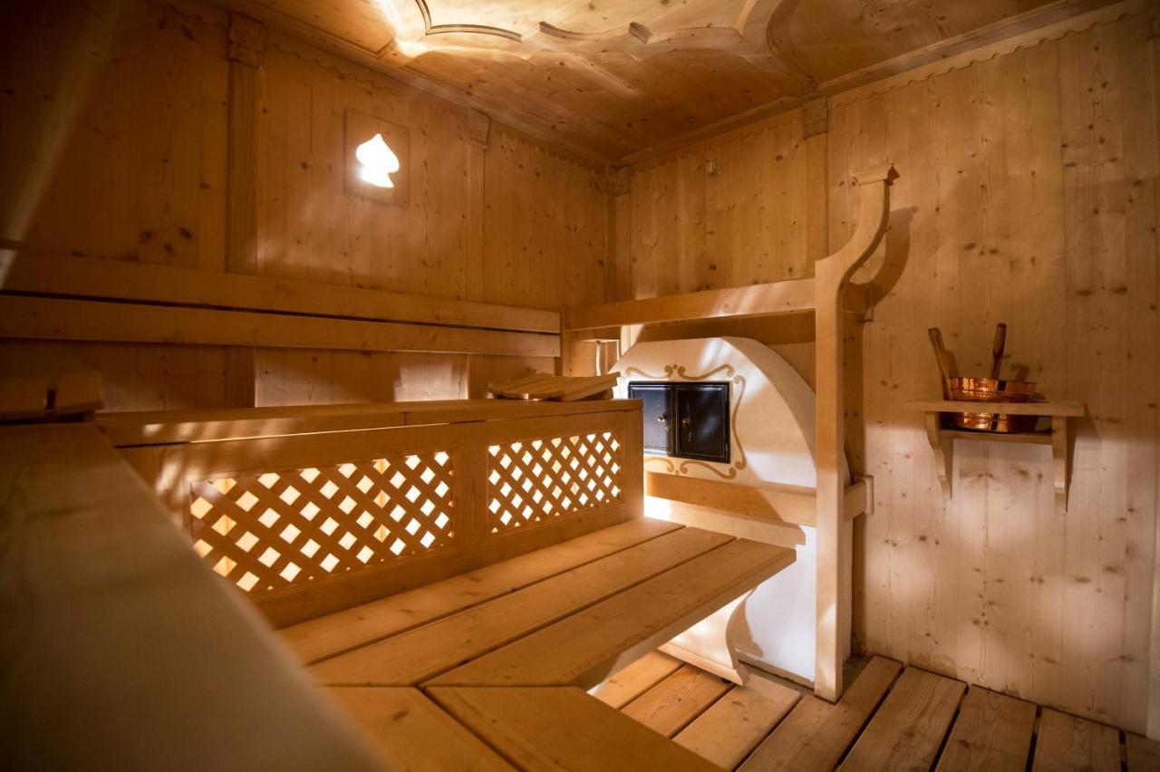 Arthotel Anterleghes - Gardenahotels Сельва-ді-Валь-Гардена Екстер'єр фото